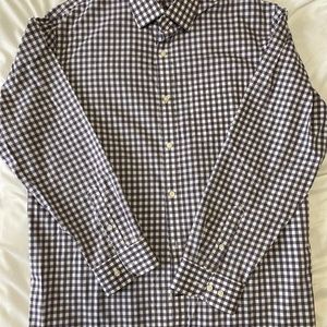 Banana Republic Mens XL shirt - classic Fit non-iron
